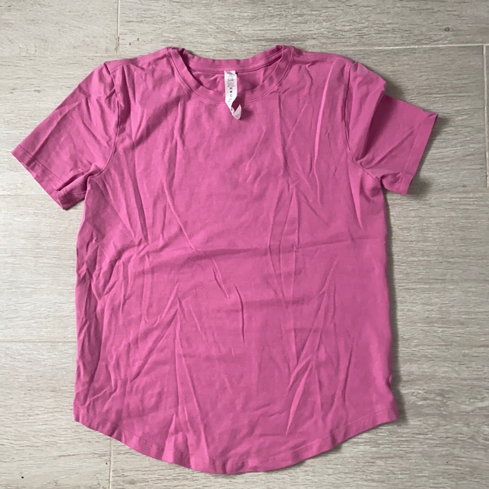 Lululemon t shirt